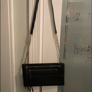 Crossbody purse